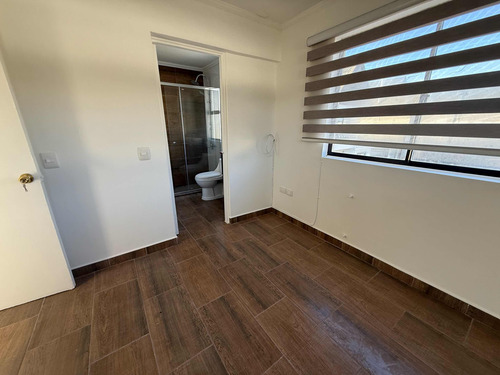 Vendo Casa 3 Pisos Lomas De San Sebastián 4d3b3e