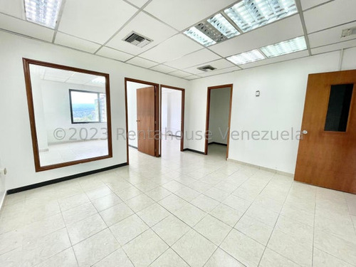 Imagen 1 de 30 de Oficina En Alquiler Zona Centro De Barquisimeto Lara (23-26329) // Invierta Seguro Con Rentahouse//