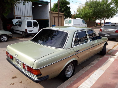 Sedan 4 Puertas