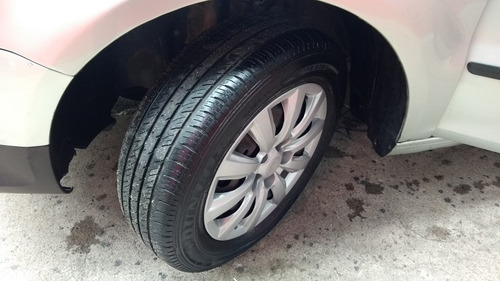 Volkswagen Fox 1.0 City Total Flex 3p 2008