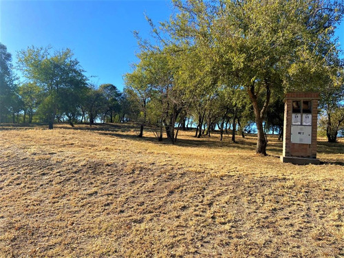 Imagen 8 de 8 de Valle Del Golf - Lote De 1500 M² Sobre Asfalto - 1era Etapa Fondo Al Golf