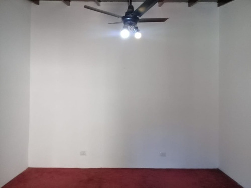 Imagen 9 de 16 de Chalet En Impecable Estado