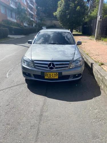 Mercedes Benz C180 - Bluefficiency - $51 Millones