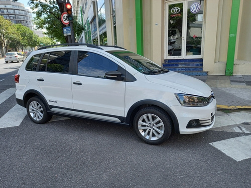 Volkswagen Suran 2017 1.6 Track