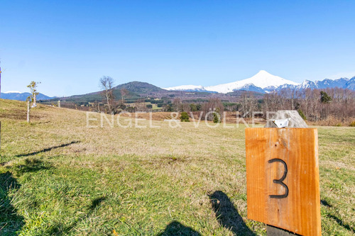 Parcela Con Vista Al Volcán Y Acceso A Termas En Pucón