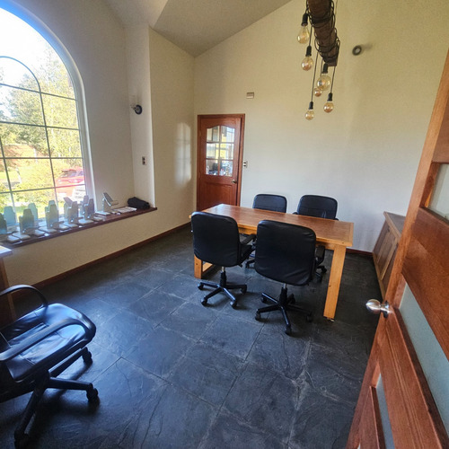 Casa De Parcela En La Ciudad (comercial O Habitacional)