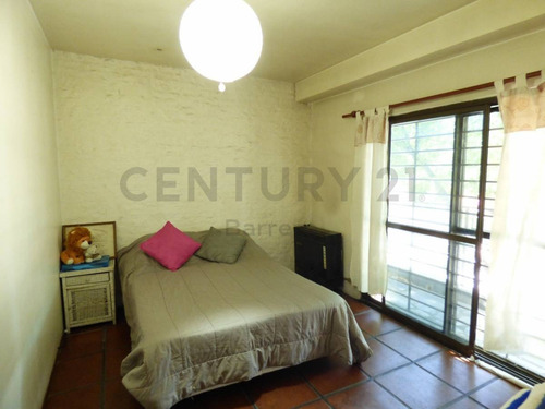 Imagen 15 de 18 de Oportunidad! Ph De 3 Ambientes Al Frente Con Patio Y Balcón -villa Pueyrredón