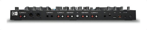Controlador DJ Native Instruments Traktor Kontrol S4 MK3 preto da 4 canais 127/220V