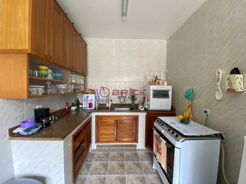 Imagem 14 de 19 de Casa Linear Com 3 Dormitórios, 150 M², R$ 650.000 - Iúcas - Teresópolis/rj. - Ca01906 - 70257143