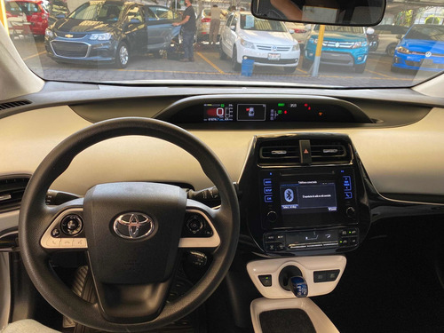 Imagen 9 de 12 de Toyota Prius 2016 1.8 Base Cvt