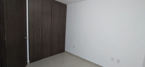 Imagen 3 de 22 de Casa En Renta En Priv. Vittanova, Sgs