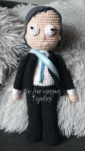 Muñeco Amigurumi Crochet Néstor