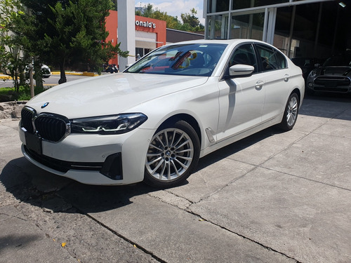 BMW Serie 5 2.0 530ia Sport Line At