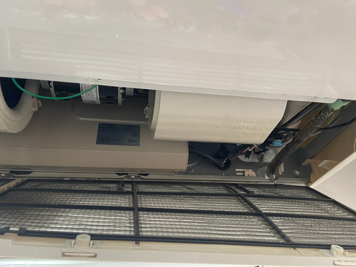 Surrey Frio Calor Blanco 380v Usado Muy Poco Uso Impecable Blanco (Usado)
