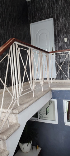 Gazcue Alquiler Apartamento Sin Amueblar De 1 Habitacion, Facil Acceso A Gascue, Uce, Ufhec, Zona Universitaria, El Vergel, Miraflores, Don Bosco, Chavon, Zona Colonial, Tetatro Nacional