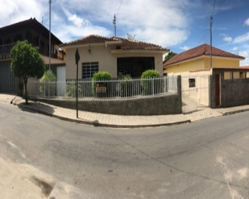 Imagem 1 de 24 de Casa No Centro De Esmeraldas - Fbc04 - 32162708