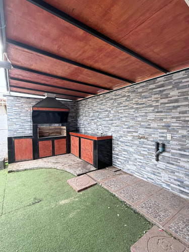 Arriendo Casa 1 Piso 2d/1b/ C/ggcc Estac Cond Alto Machali