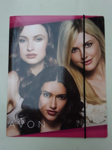 Carpeta Con Estampado De Liga..  Avon..