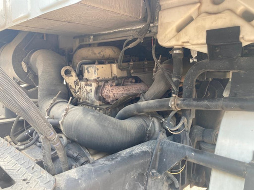 Volkswagen Titan 18-310 Tractor 6x2