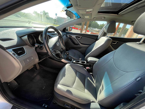 Hyundai Elantra 2.0 Limited Tech Navi At 2016