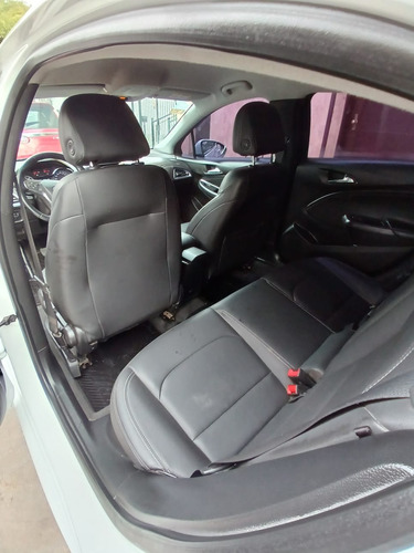 Chevrolet Cruze 1.4t LT MT 5P