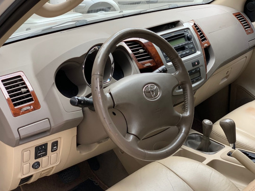 Toyota Hilux Sw4 3.0 Srv 4x4 16v Turbo Diesel Aut - 2008