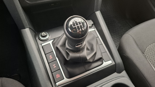 Volkswagen Amarok 2.0 TDI 180CV COMFORTLINE 4X2 MY23