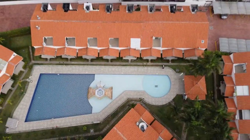 Imagen 12 de 15 de Hermosa Casa Campestre En Condominio Con Jacuzzi En Girardot
