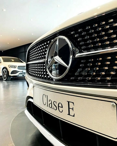 Imagen 3 de 15 de Mercedes Benz E350 Amg Line