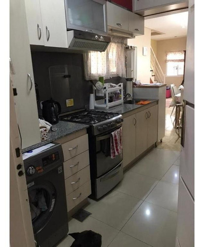 Imagen 5 de 14 de Exc. Tipo Casa 3 Amb. Con Cochera