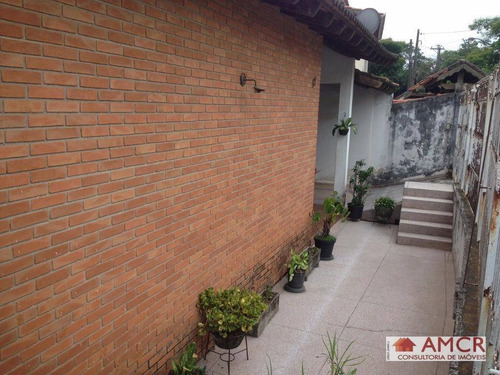 Excelente Casa No Sesc, 176 M², 3 Dormitórios, 1 Suíte, 4 Vagas, Piscina, Quintal Espaçoso Em Suzano! - Ca0120