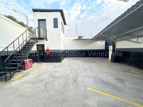 Ana Karina Molleja Vende Potencial Local Comercial En Zona Oeste Barquisimeto, Lara/ Akm