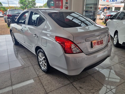 Nissan Versa VERSA 1.6 16V FLEXSTART SV AUTOMÃTICO