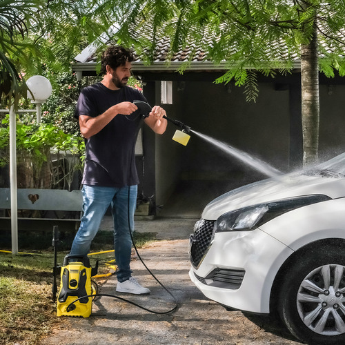 Lavadora De Alta Pressão Kärcher Portátil 1500 psi/libras 1400w 300 L/h com aplicador de detergente