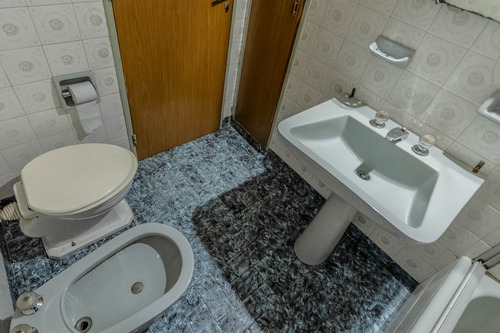 En Venta · Casa En Block · 4 Ambientes · Terraza · Múltiples Espacios Funcionales · Piñeyro