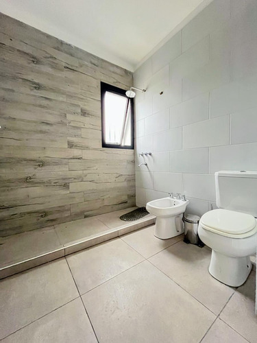 Lomas De Manantiales Duplex De 3 Dormitorios 3 Baños Patio