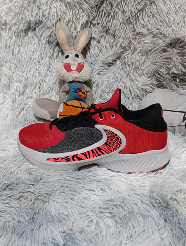 Nike Zoom Freak 4 Safari Giannis Antetokounmpo Talla 5 Mx (Usado)