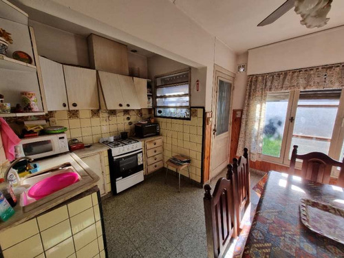 Chalet Clásico En Inmejorable Ubicación
