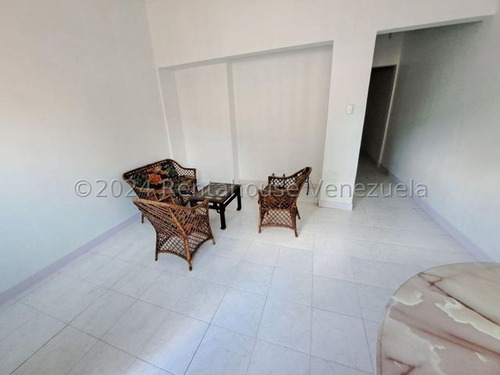 Casa En Venta 24-15195  A,g