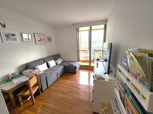 Remodelado Frente Parque Bicentenario. Venta Dueños Directo