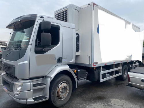 Imagem 3 de 13 de Volvo Vm 220