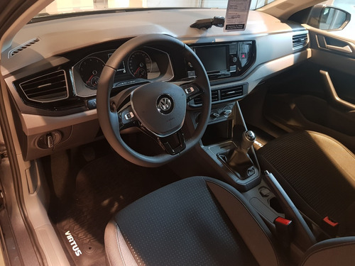 Volkswagen Virtus 1.6 Comfortline At