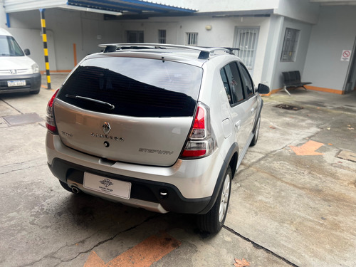 Renault Sandero Stepway 1.6 Privilege 105cv