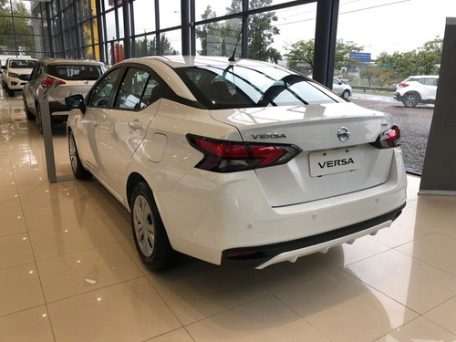 Imagen 19 de 25 de Nissan Versa L/n 1.6 Exclusive 0km #05 Ya Azul