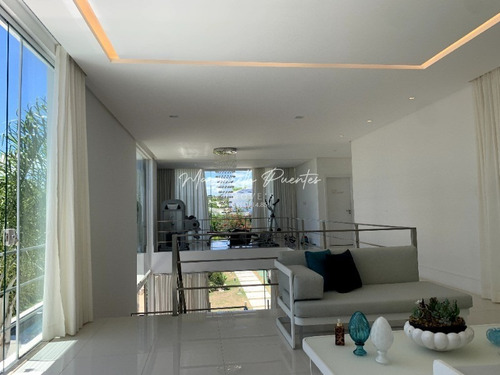 Imagem 17 de 30 de Mansão Completa Localizada Em Condomínio Clube R$3,5 Mi, Com 1.019m² De Área Total, 4 Suítes E Piscina Privativa, Camaçari - Bahia - Ca00276 - 70485050
