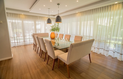 Exclusiva Residencia En Mansa- Ref: 310