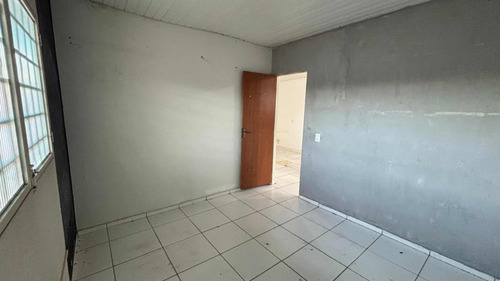 Casa, 3 Quartos, Sendo 1 Suite. Garagem 2 Carros Ou Mais