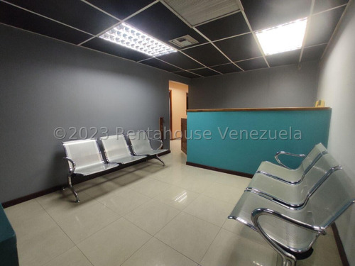 Oficina Con Mobiliario En Alquiler Barquisimeto Centro 24-6214 App