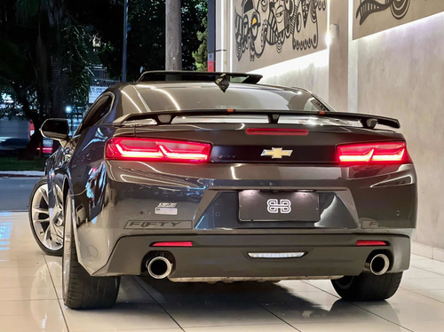Imagem 15 de 15 de Camaro 6.2 V8 Fifty 2017 16.000km Com Teto E Couro Novissimo