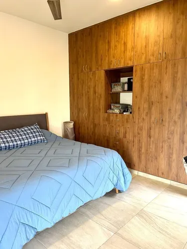 Casa De Una Planta Equipada Y Amueblada De Tres Habitaciones Y Piscina